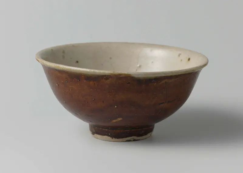 Bell-shaped bowl with brown and green glaze, ceramic, unknown artist