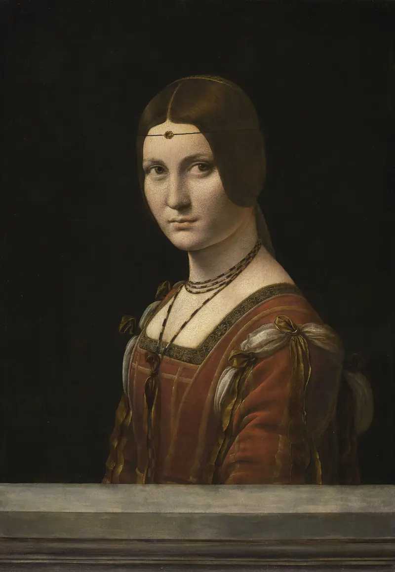 A woman with a ferronnière headband sits against a dark background, her upper body turned three-quarters and her gaze directed forward.