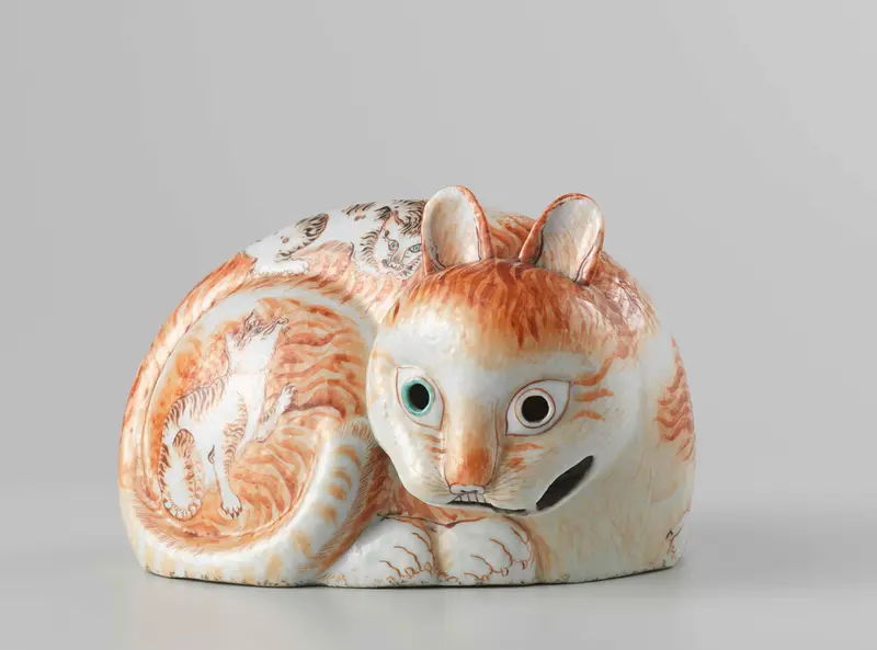 Ceramic nightlight shaped like a cat by unknown artist